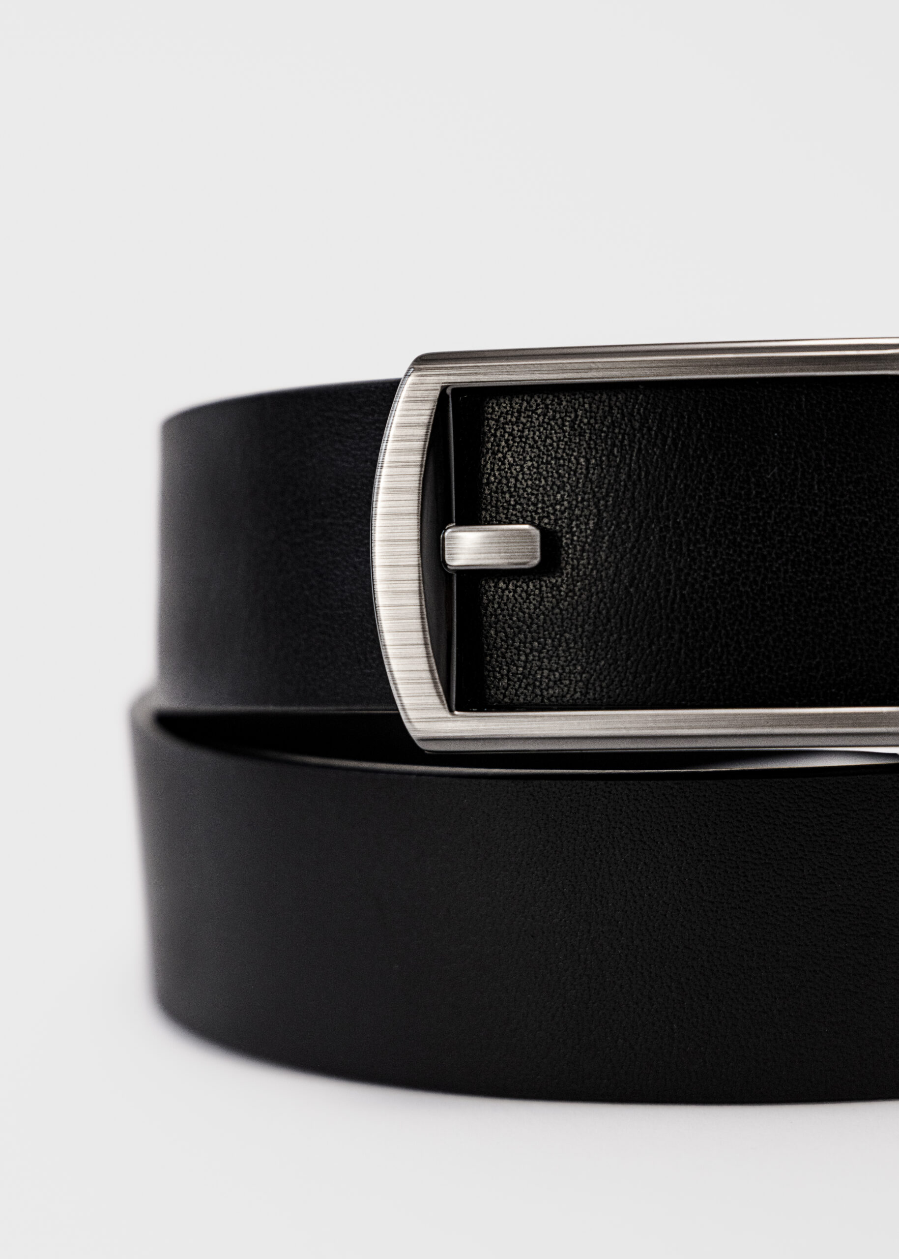 Titan – Schwarz – Bild 2